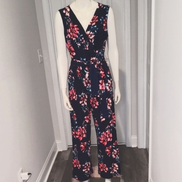 Tahari Floral Sleeveless Jumpsuit - Picture 3 of 13
